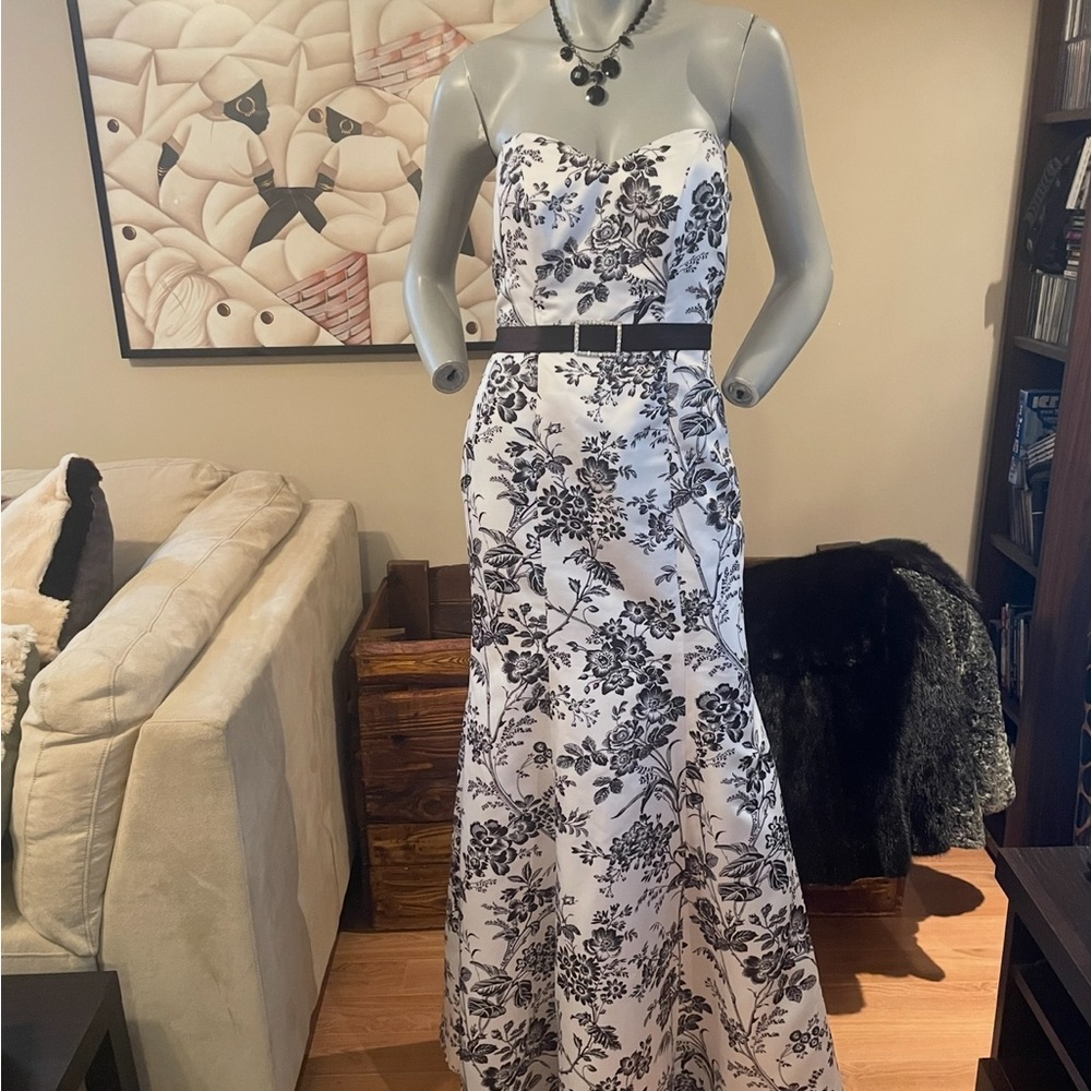 Élégant Alexia Designs Black and White floral Strapless Maxi Dress❤️4